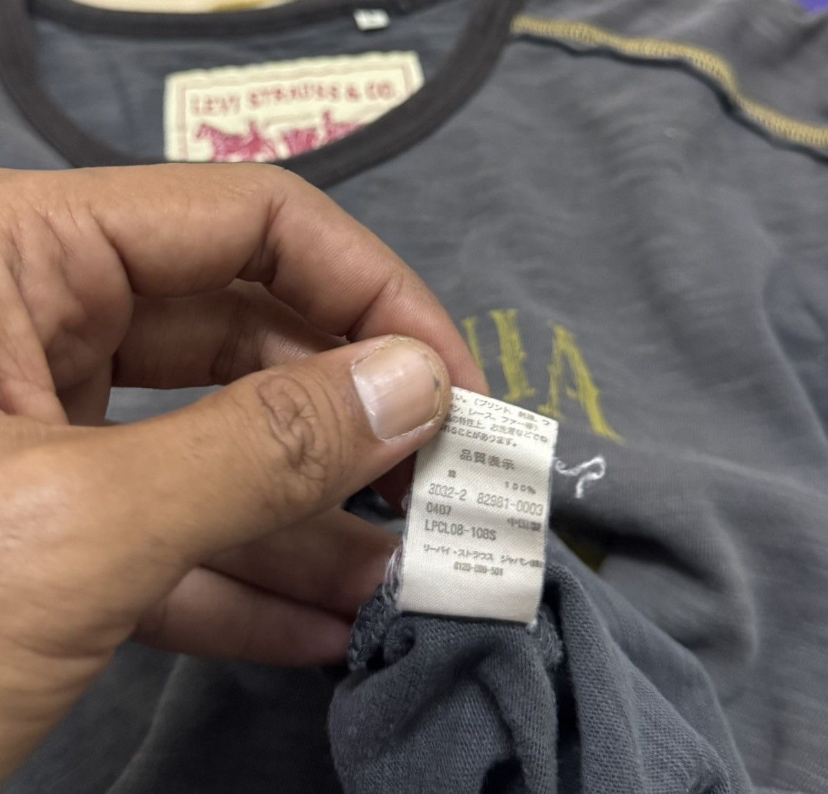 Levi's Vintage Clothing Vintage LEVIS Tee Size US L / EU 52-54 / 3 - 9 Thumbnail