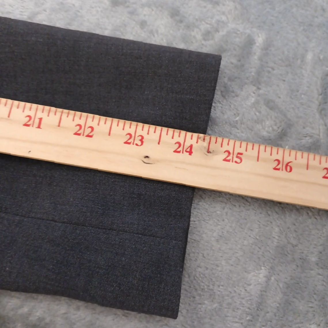 Calvin Klein Calvin Klein Blazer Womens Size 10 Gray Stretch Polyester Blend Jacket Single-Breasted Notch Lapel Womens 10 Gray Stretch Polyester Blend Vest? Size L / US 10 / IT 46 - 3 Thumbnail