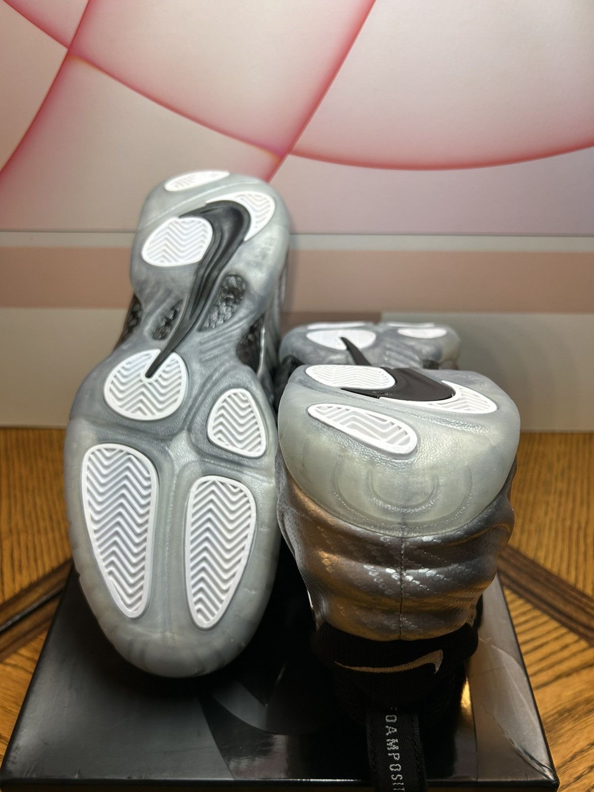 Nike Size 9- Nike Air Foamposite Pro Silver Surfer 2017 Size US 9 / EU 42 - 6 Thumbnail