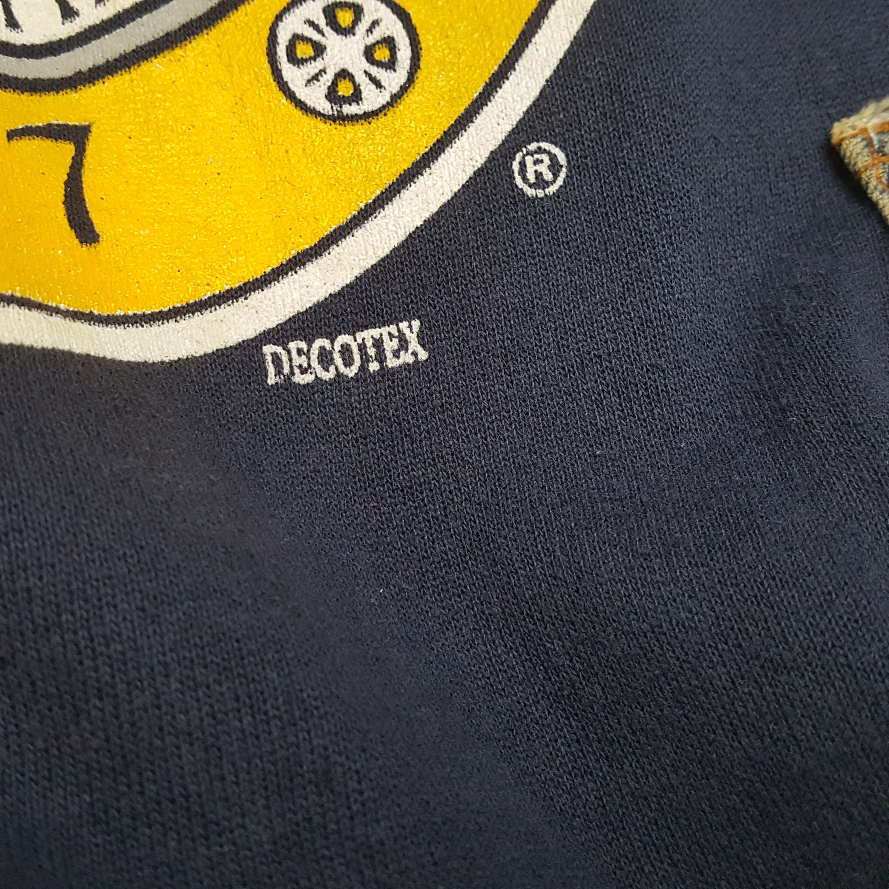 Vintage UNIVERSITY OF MICHIGAN Streetwear Style Custom Sweatshirt Size US L / EU 52-54 / 3 - 7 Thumbnail