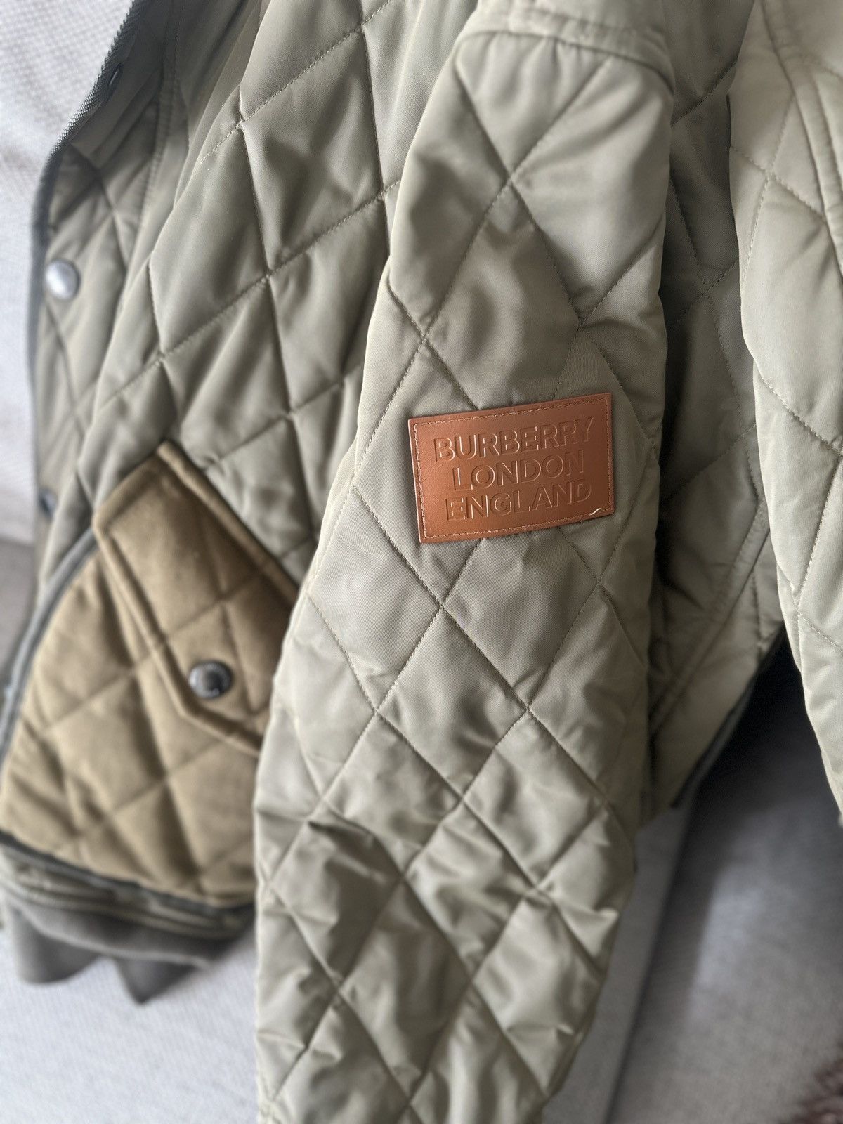 Burberry Burberry Chilton Diamond Quilted Jacket REVERSIBLE SIZE 52 Size US L / EU 52-54 / 3 - 3 Thumbnail