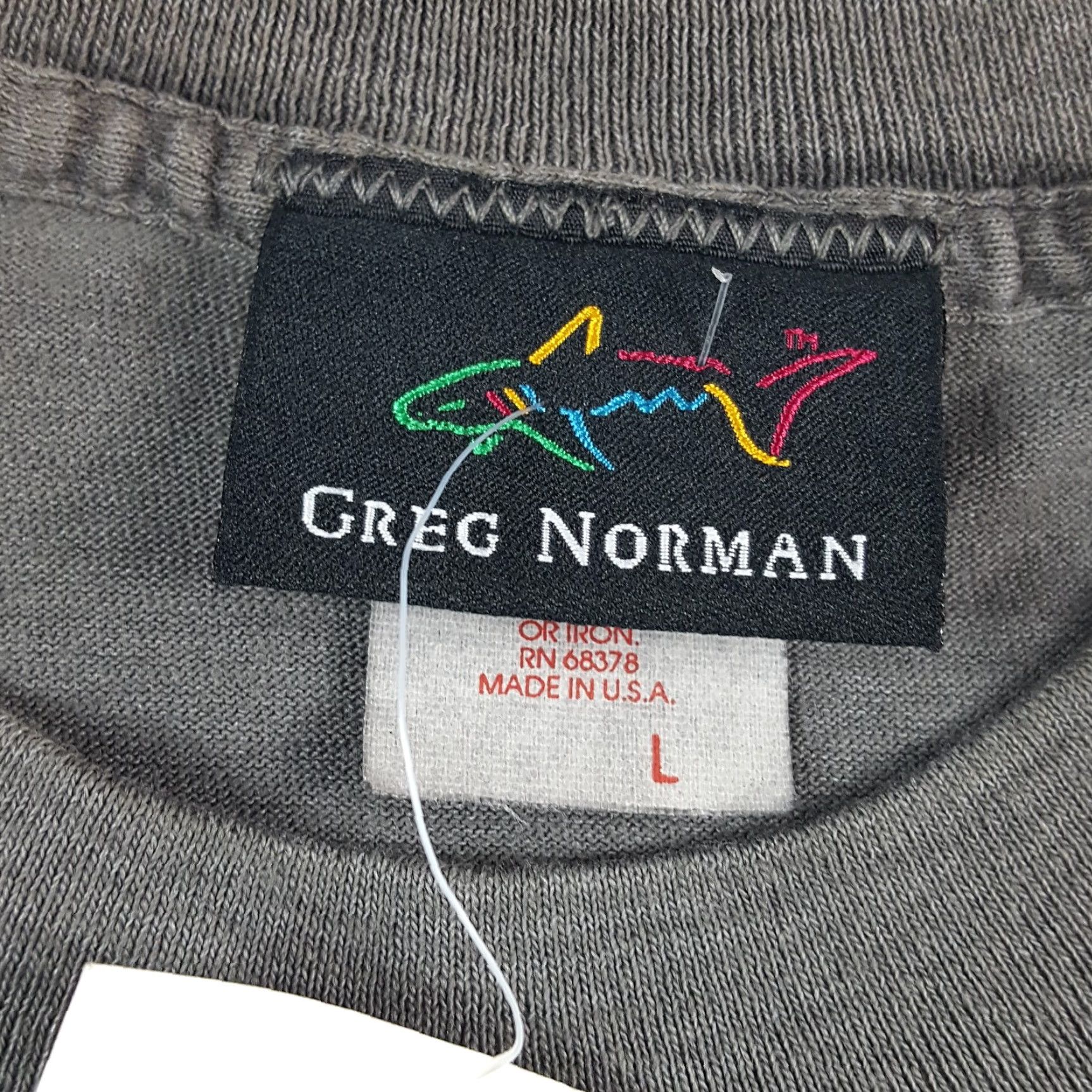 Logo 7 VINTAGE Greg Norman Golf Shark Logo T-Shirt Men's Large Gray 90s Y2K Casual Grunge Embroidered Size US L / EU 52-54 / 3 - 7 Thumbnail