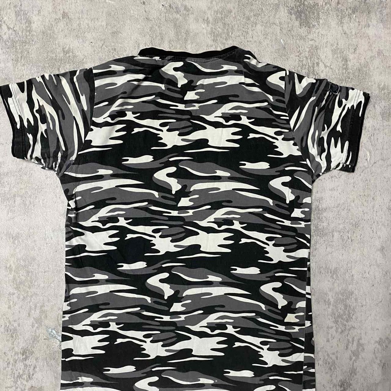 Other Black & grey camo graphic tee #grunge Size US S / EU 44-46 / 1 - 4 Thumbnail