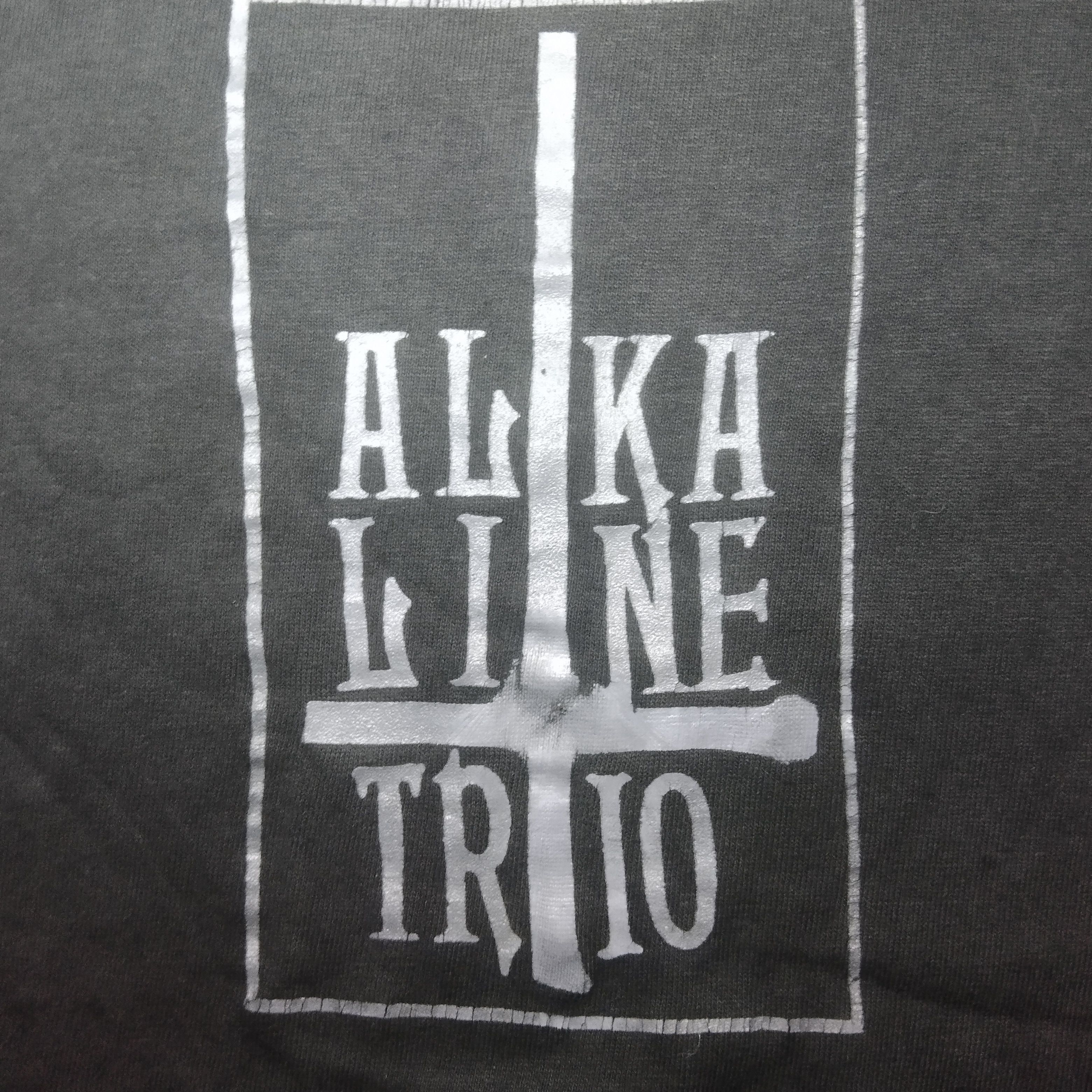 Band Tees × Hanes × Vintage Vintage 2000's Alkaline Trio tee Size US M / EU 48-50 / 2 - 6 Thumbnail