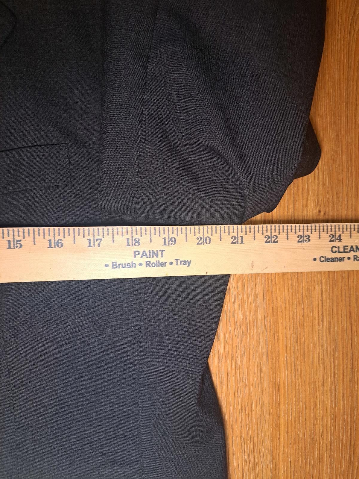 Jos. A. Bank Jos A Bank 2 Piece Suit Mens 42R 30x29 Gray 100% Virgin Wool Size 42R - 11 Thumbnail