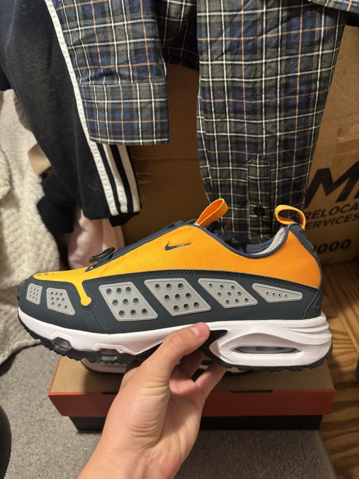 Nike Nike Air Max SNDR Canyon Size US 8.5 / EU 41-42 - 5 Thumbnail