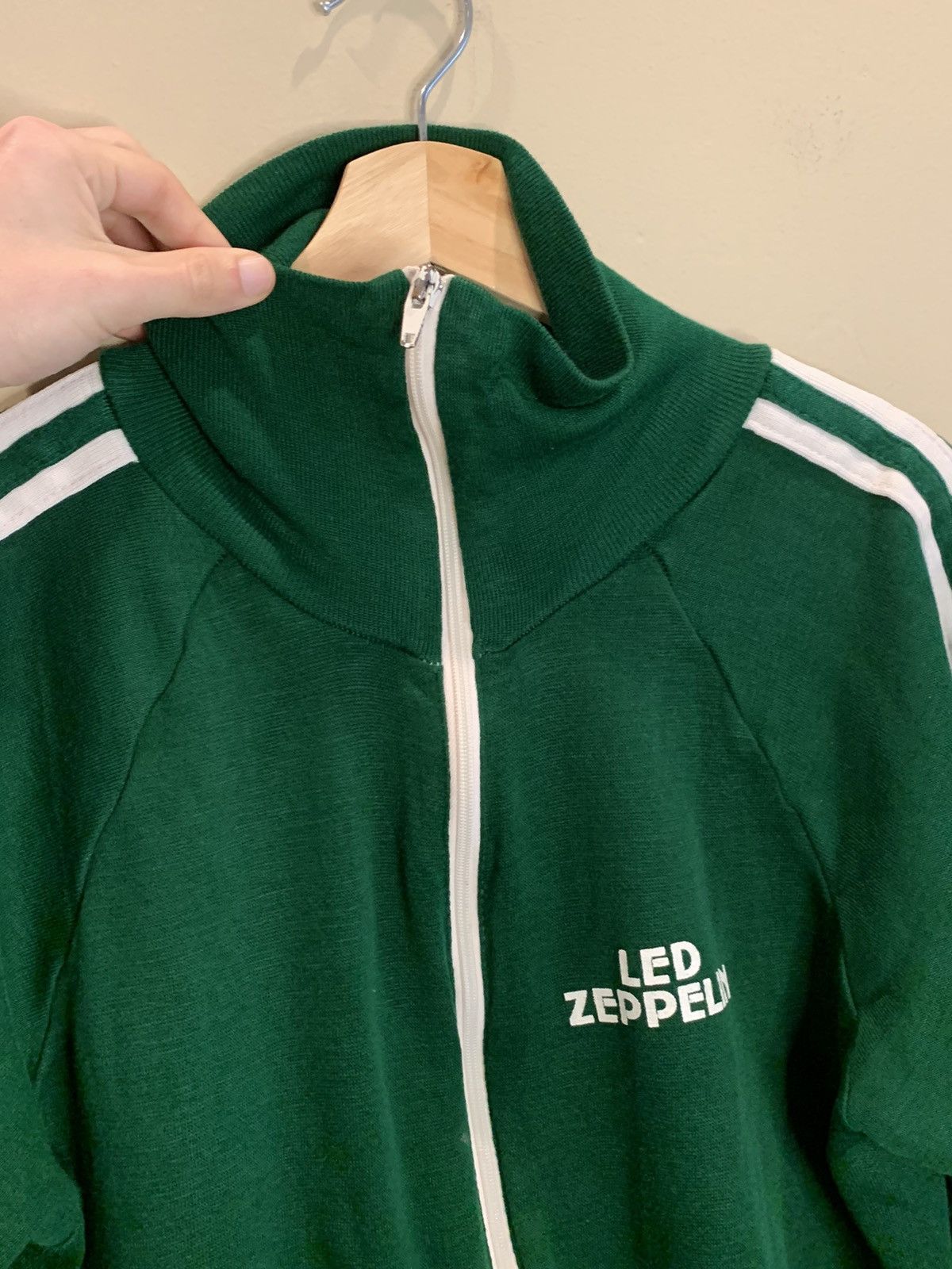 Band Tees *RARE* Vintage 1977 Led Zeppelin Oakland Stadium Tour Jacket Size US L / EU 52-54 / 3 - 8 Thumbnail