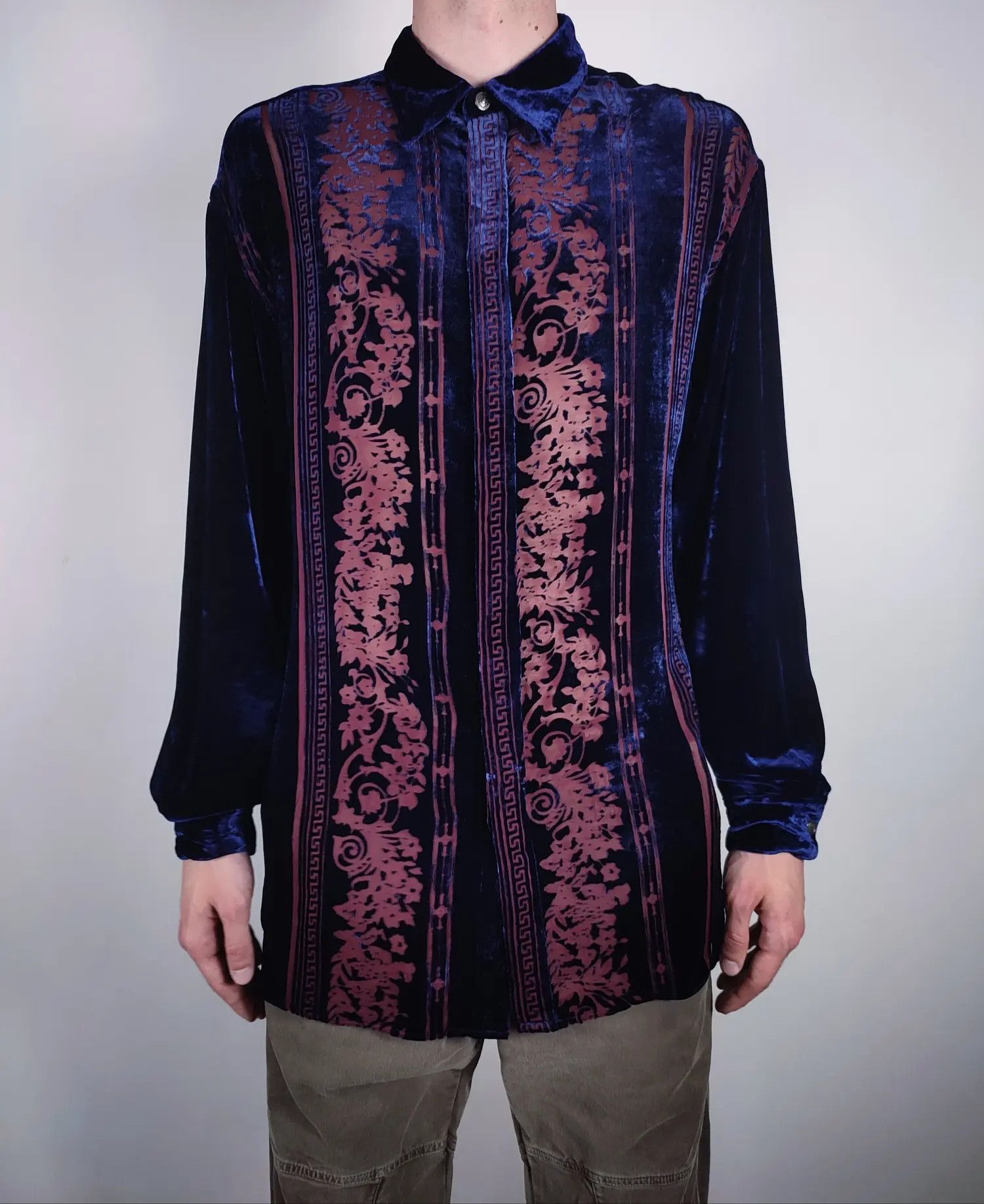 Versace Rare Versace V2 Classic Silk Mesh Velour Vintage Shirt Size US XL / EU 56 / 4 - 4 Thumbnail