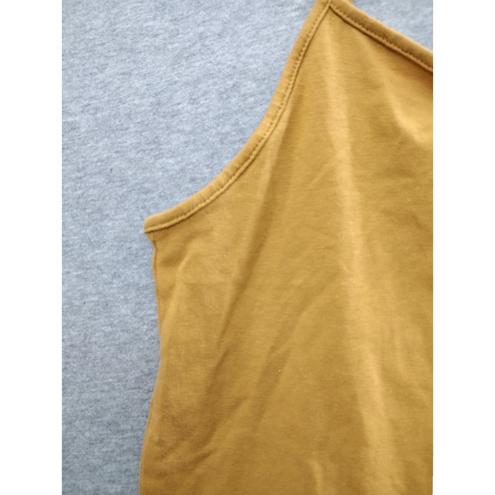 Vintage Wild Fable Women's Crop Tank Top Dark Gold Gold Cropped Tank L Womens Crop Tank Top Dark Gold 90s Cropped Tank Womens Size L / US 10 / IT 46 - 7 Thumbnail