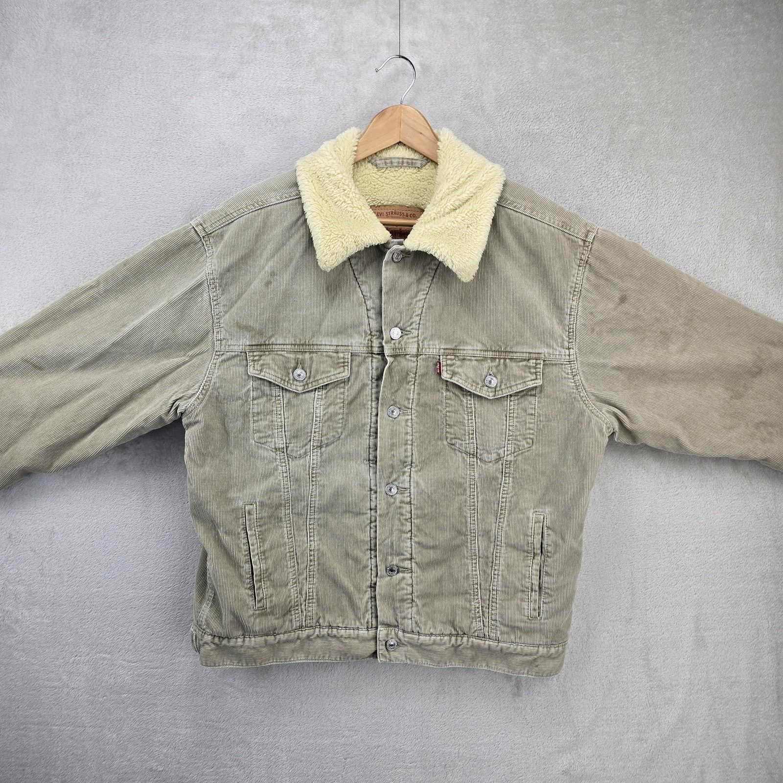 Levi's Vintage Levis Corduroy Sherpa Lined Trucker Jacket Large Size US L / EU 52-54 / 3 - 2 Thumbnail