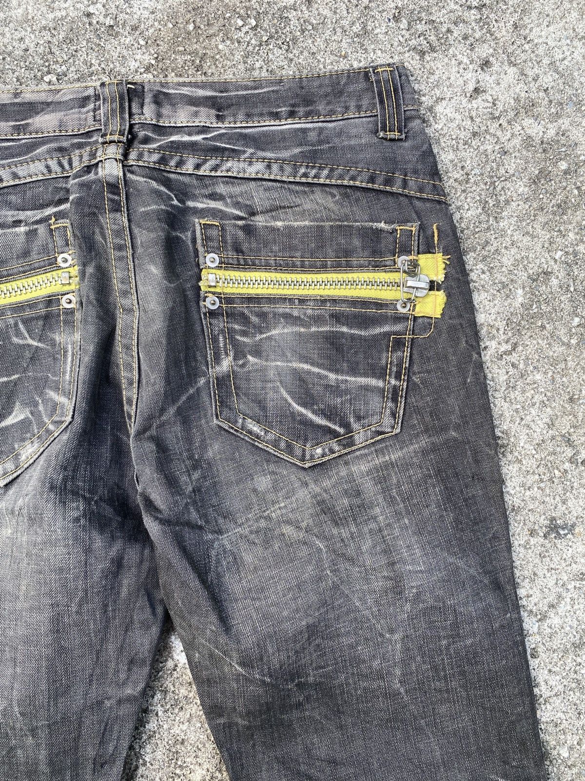 If Six Was Nine × Japanese Brand × Tornado Mart Ozz First Pinball Distressed Claw Marks Slim Flare Denim Size US 30 / EU 46 - 16 Thumbnail