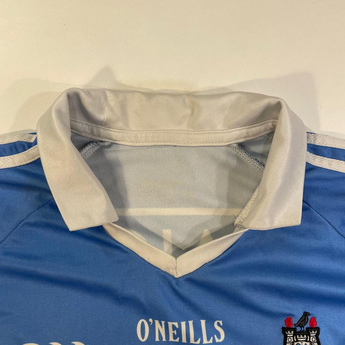 O'Neills Ath cliath GAA jersey in blue and white polo shirt tee rugby Size US L / EU 52-54 / 3 - 10 Thumbnail