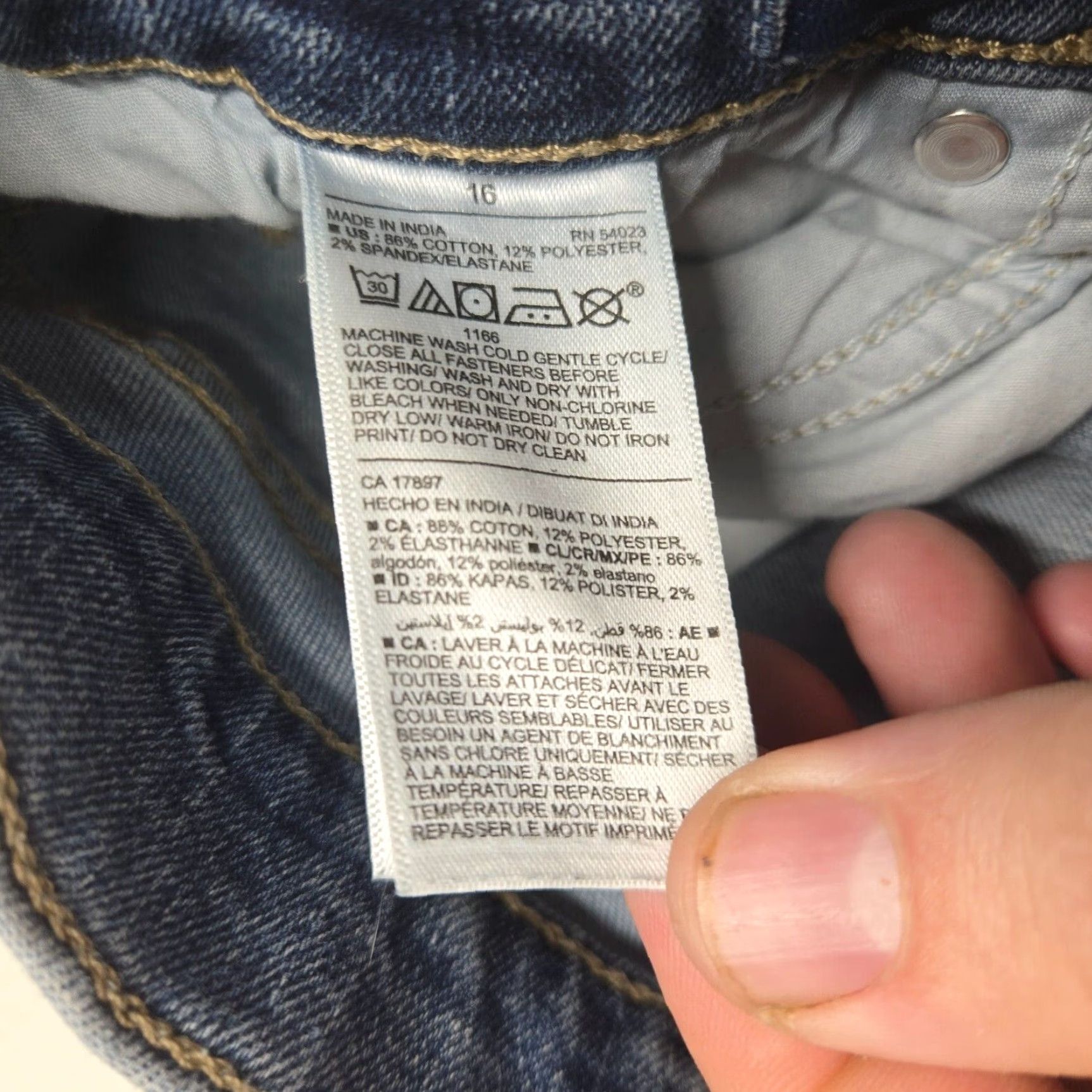 Old Navy Old Navy Jeans Womens Slim Mid Rise Blue Denim 28 Inseam 30 16 80s 90s Retro Classic Stretch Pockets Distressed Button Zip Casual Regular Womens Jeans Size 38" / US 16 / IT 52 - 3 Thumbnail