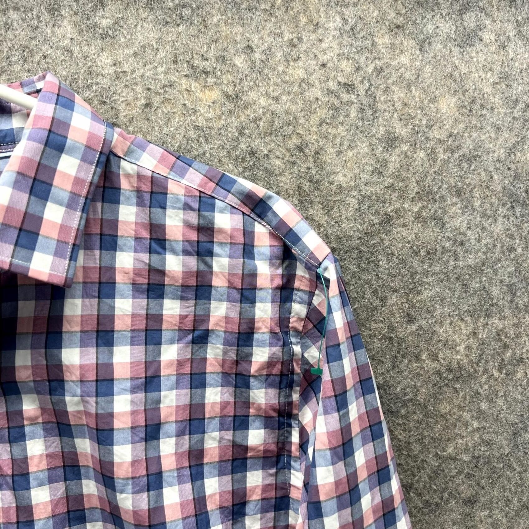 Banana Republic Banana Republic Shirt Men Large Plaid Pink Blue Button-Down Grant Fit Knit Cotton Casual Shirt Mens Regular Fit Classic Button-Up Size US L / EU 52-54 / 3 - 4 Thumbnail
