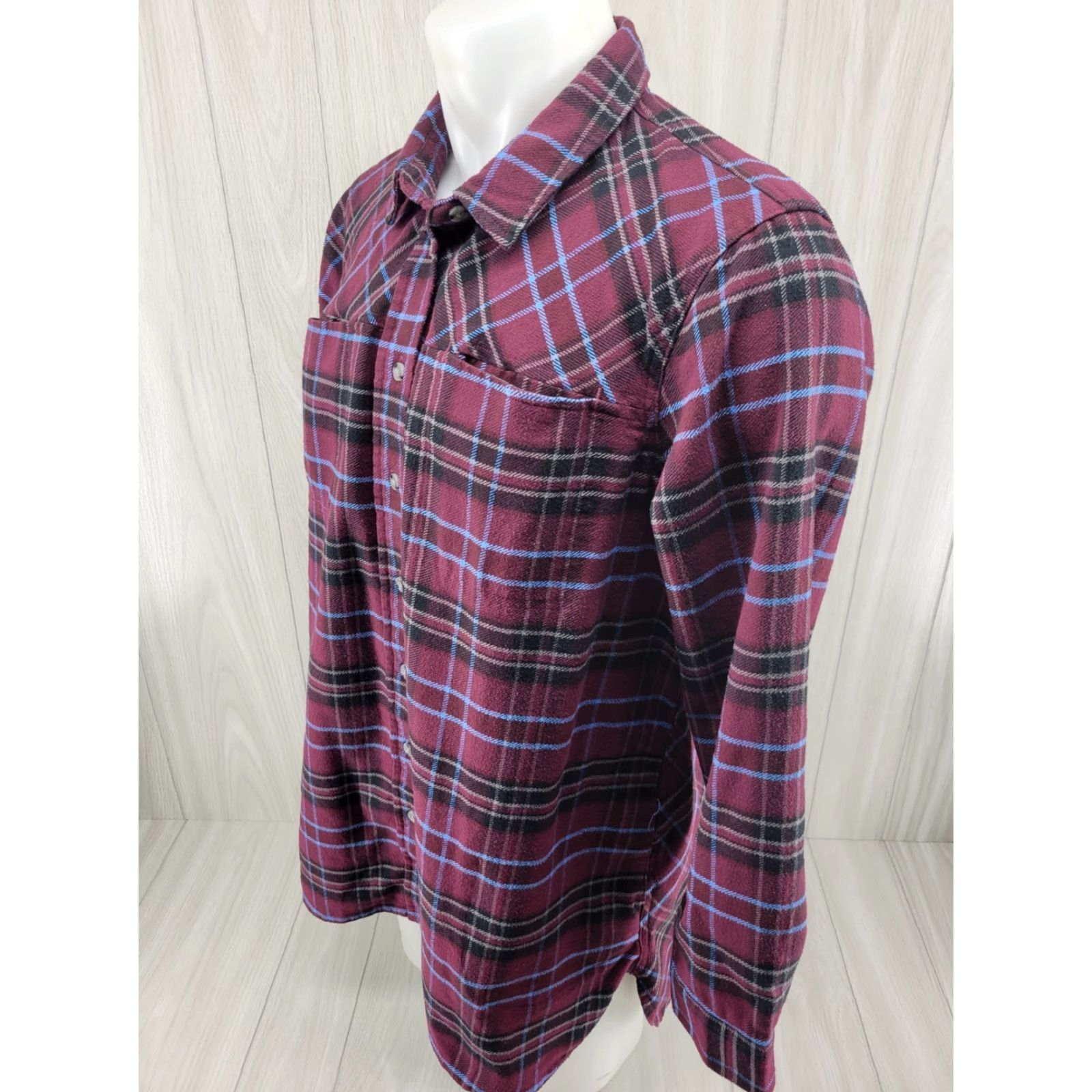 CO Duluth Flannel Shirt Jacket Women's XL Maroon Plaid Thick Shirt Jacket Casual Workwear 90s Grunge Vintage? Size XL / US 12-14 / IT 48-50 - 3 Thumbnail
