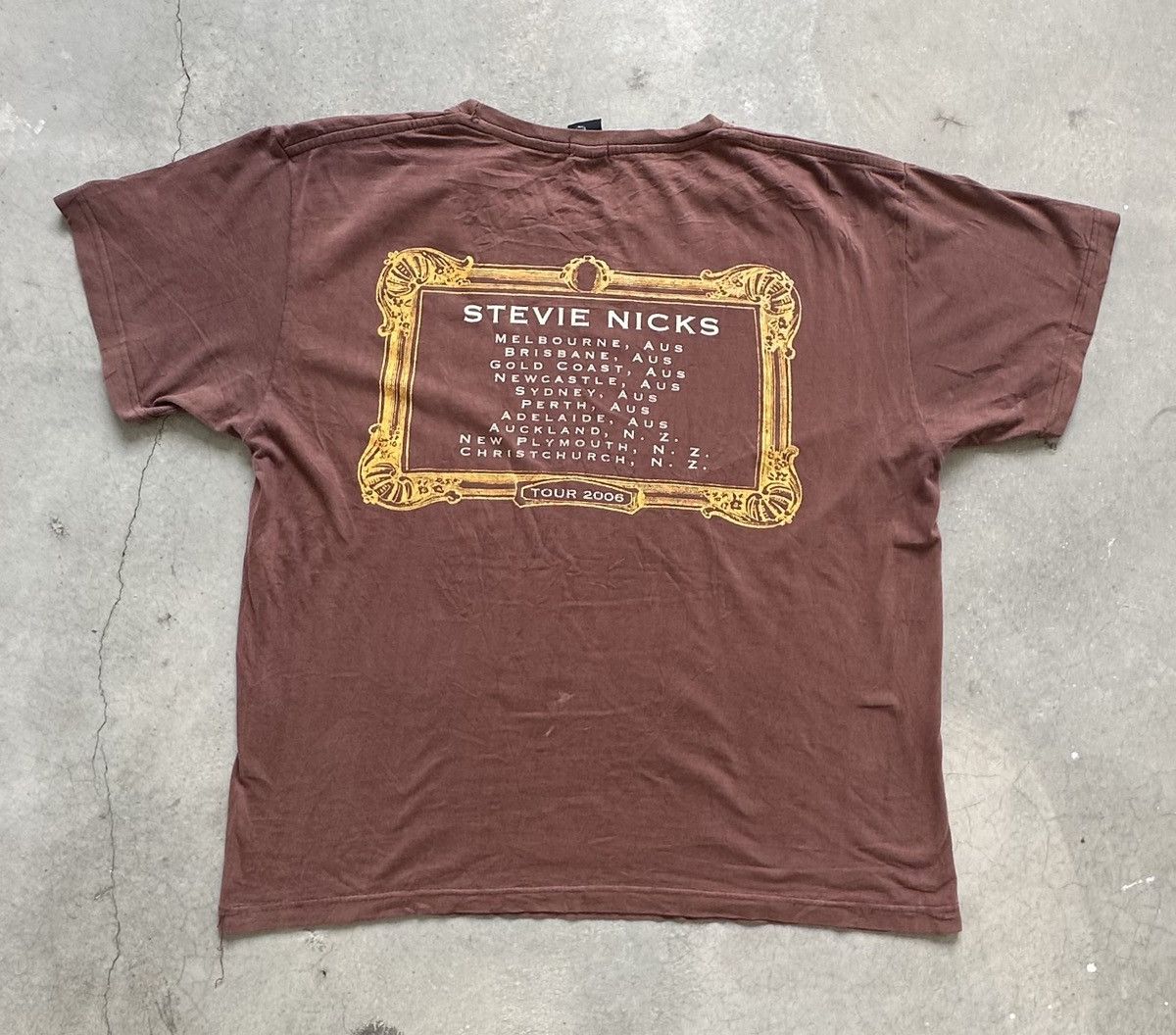 Band Tees × Vintage VINTAGE Y2K WELL FADED STEVIE NICKS TOUR TEE Size US L / EU 52-54 / 3 - 4 Thumbnail