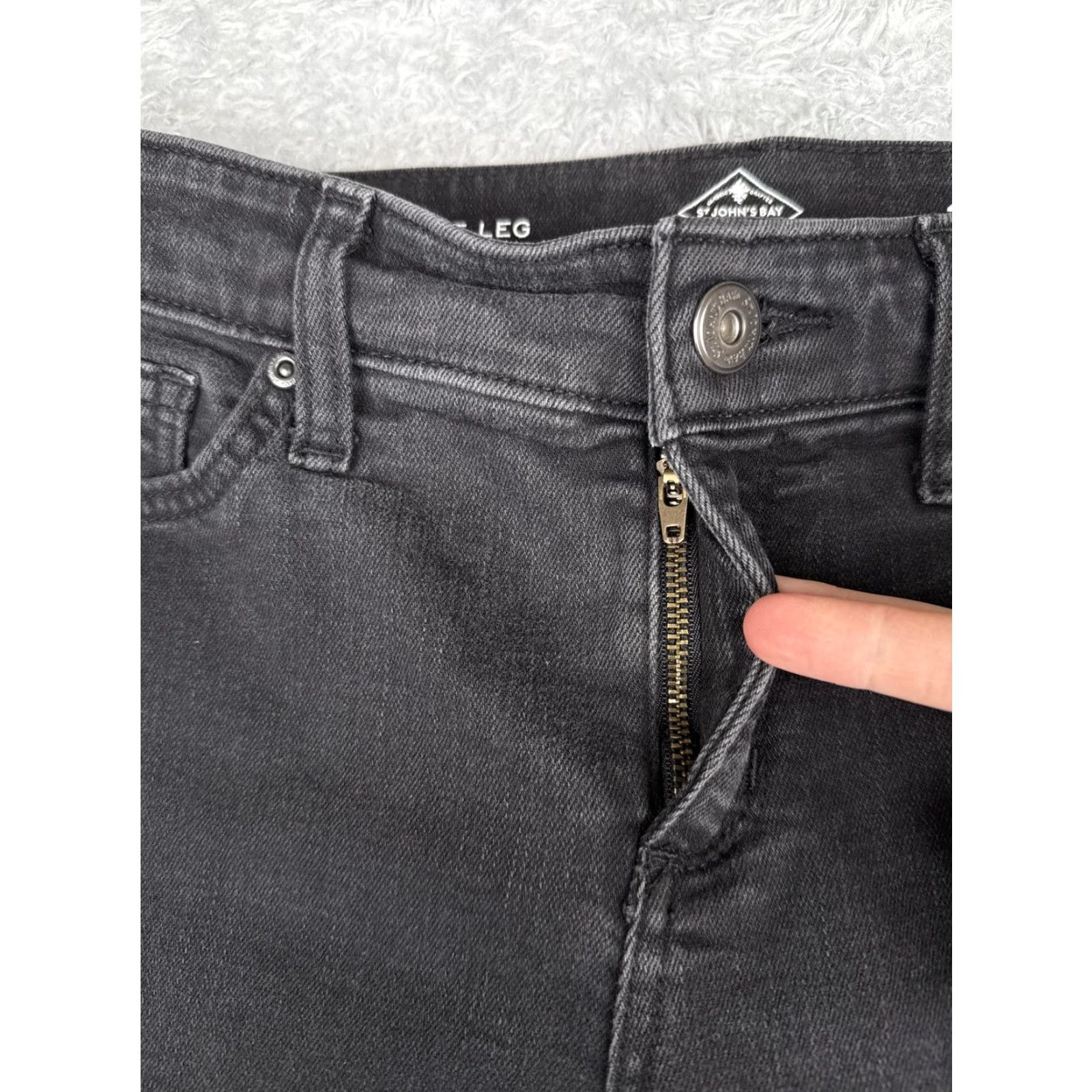 Vintage St. John's Bay Jeans Womens 4P Black Denim Straight Leg Petite Casual 5-Pocket Size 27" / US 4 / IT 40 - 5 Thumbnail