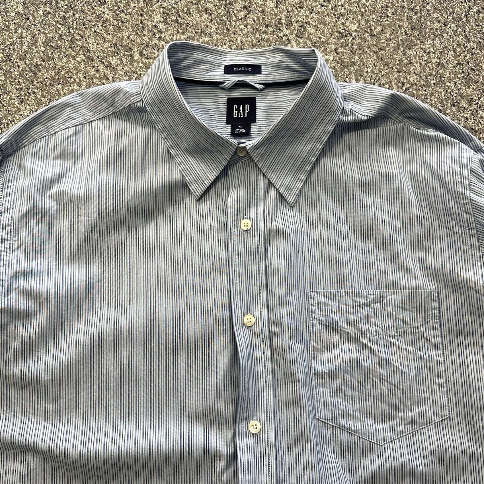 Gap Gap Shirt XL Mens Blue Striped Classic Button-Up 2004 Vintage Style Preppy Casual Workwear Shirt Size US XL / EU 56 / 4 - 3 Thumbnail