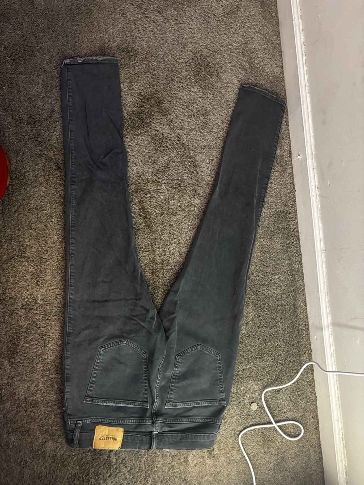 Hollister Gray Medium Wash Denim Skinny Jeans Size US 30 / EU 46 - 1 Thumbnail