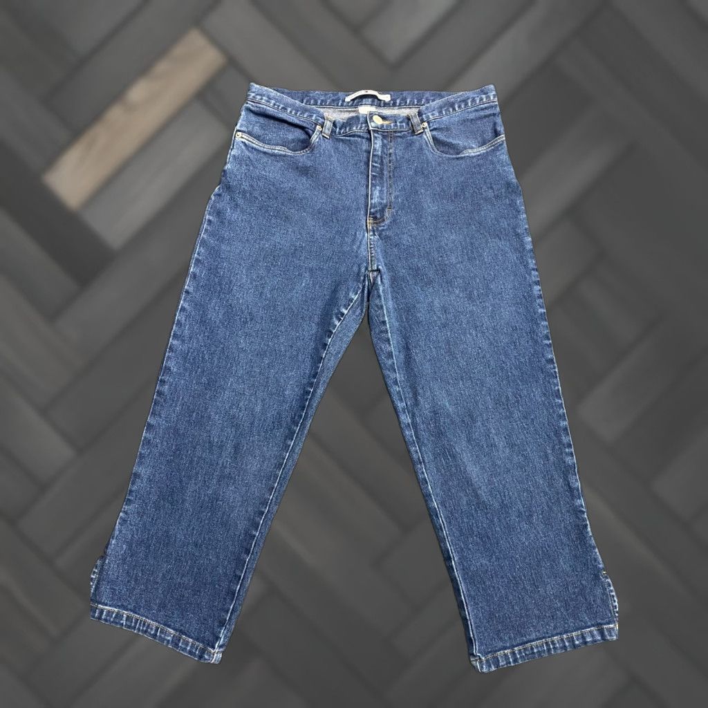 Tommy Hilfiger VINTAGE Tommy Hilfiger Capri Jeans Women Capri Denim Blue 30x22 Logo Mid Rise 22 Inseam Size 30x22 Denim Capri Jeans Womens, 90s? Size ONE SIZE - 1 Thumbnail