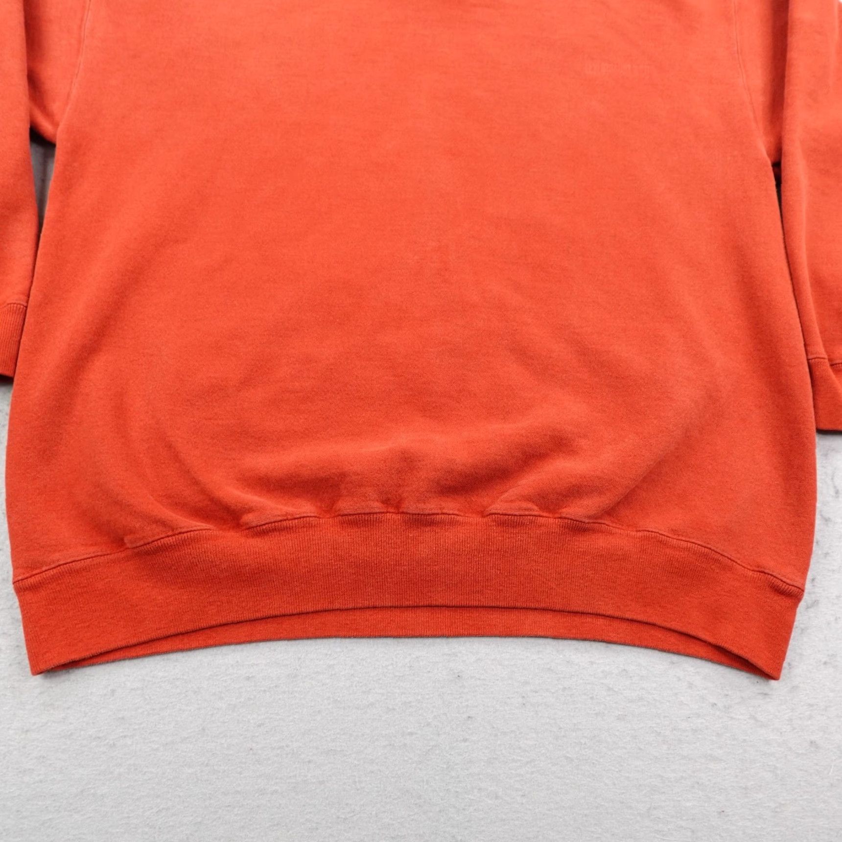Levi's Vintage Levi's Sweatshirt Mens Large Orange Crewneck Pullover Made in USA 90s Size US L / EU 52-54 / 3 - 4 Thumbnail