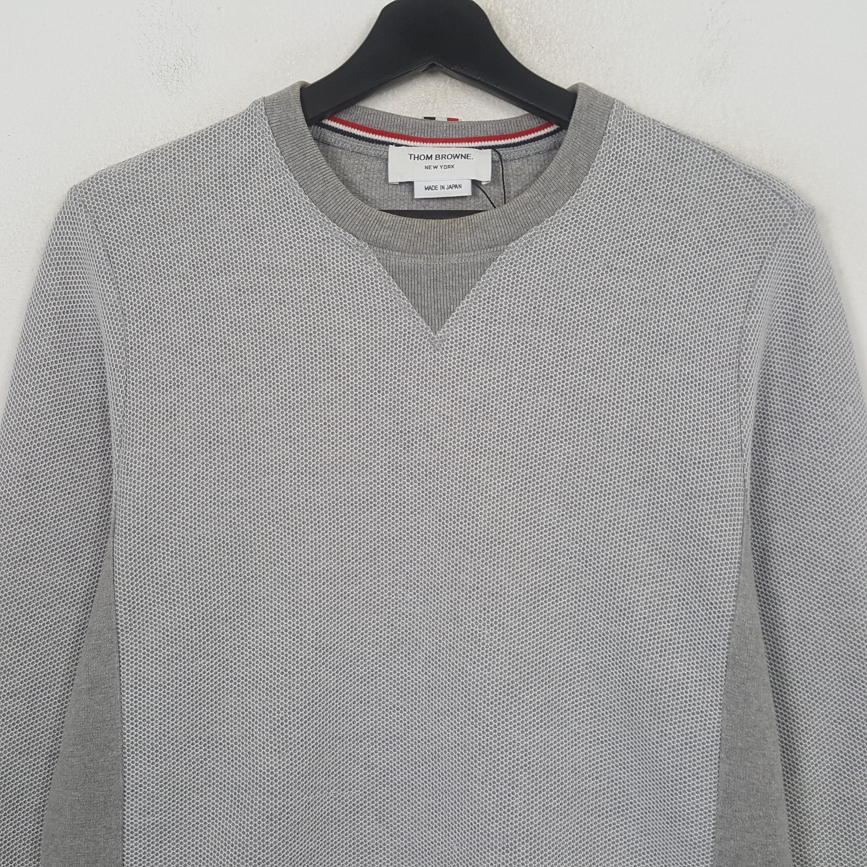 Thom Browne Thom Browne Fashion Brand Designer Sweatshirt RR28 Size US XS / EU 42 / 0 - 2 Thumbnail