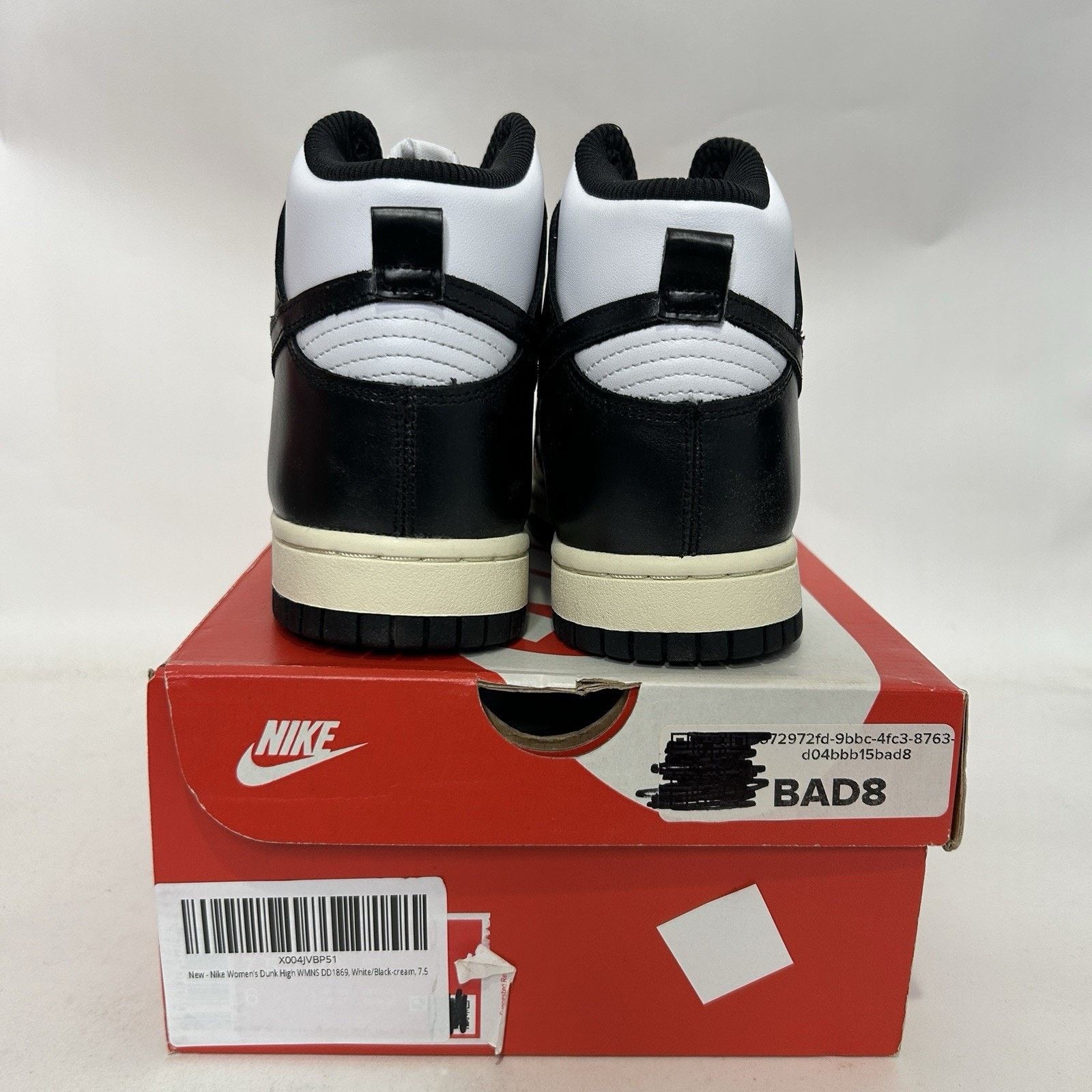 Nike Nike Dunk High PRM WMNS “Vintage Panda” DQ8581-100 Size US 7.5 / IT 37.5 - 4 Thumbnail