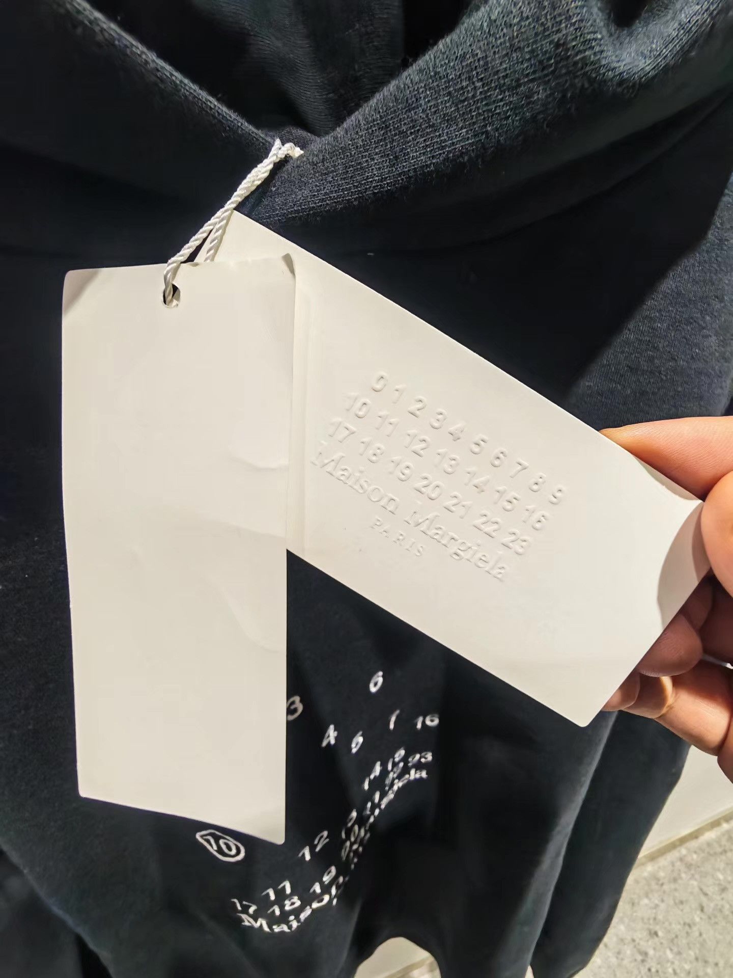 Maison Margiela Maison Margiela Cross Print Hoodie。 Q15 Size US M / EU 48-50 / 2 - 3 Thumbnail