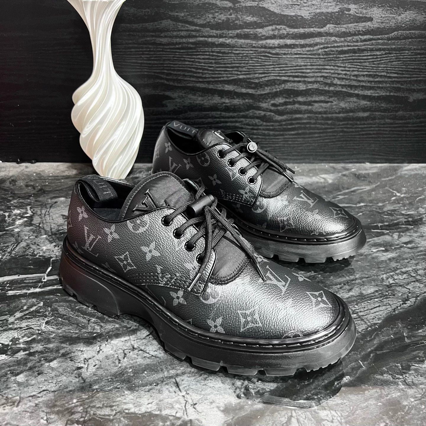 Louis Vuitton LV Black Monogram Leather shoes 40.5 Size US 7.5 / EU 40-41 - 3 Thumbnail