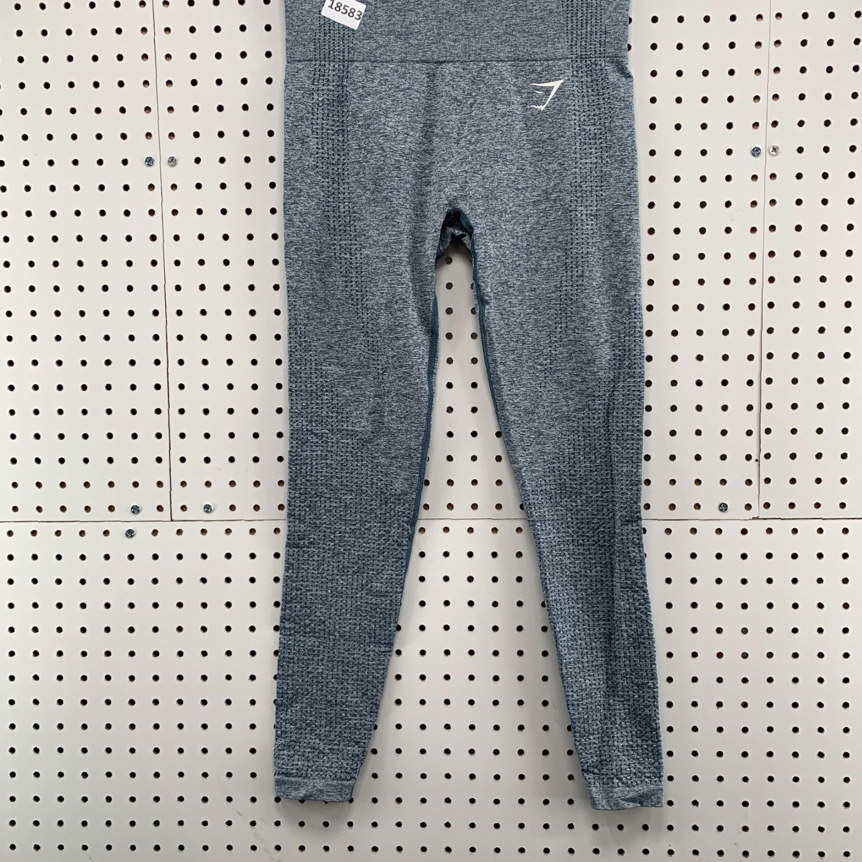 Gymshark Gymshark Leggings Womens Small Gray Compression Pants 26X25 Shark Activewear Women Size 28" / US 6 / IT 42 - 6 Thumbnail