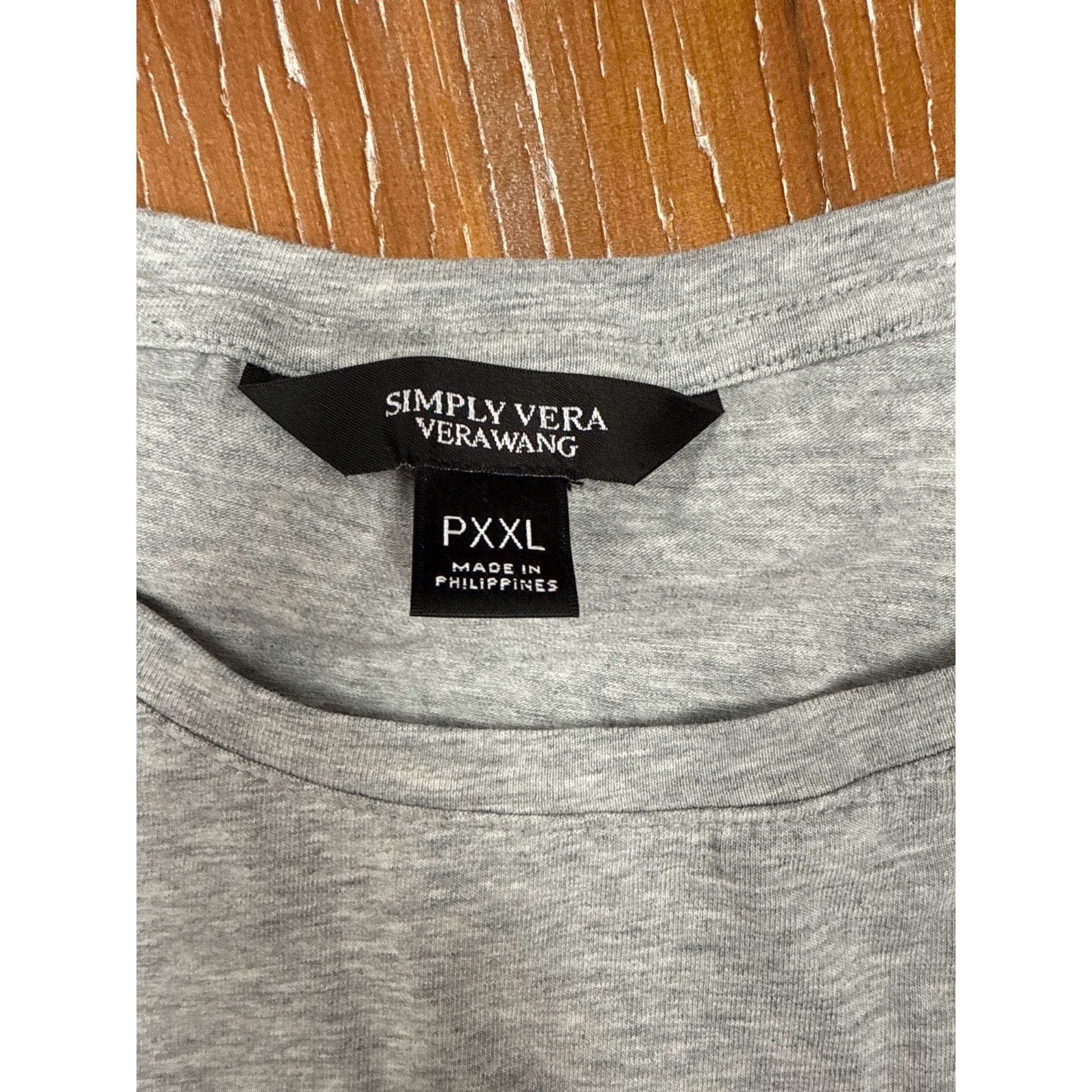 Vera Wang Petite Simply Vera Vera Wang Pride Graphic Tee, Women's, Siz Size XXL / US 16-18 / IT 52-54 - 4 Thumbnail