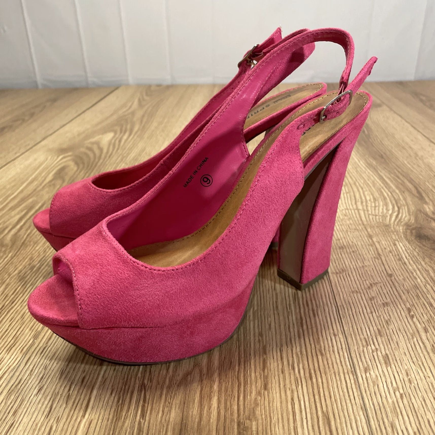 Call It Spring Call It Spring Farabee Size 9 Fuchsia Heel Open Toe Size US 9 / IT 39 - 2 Thumbnail