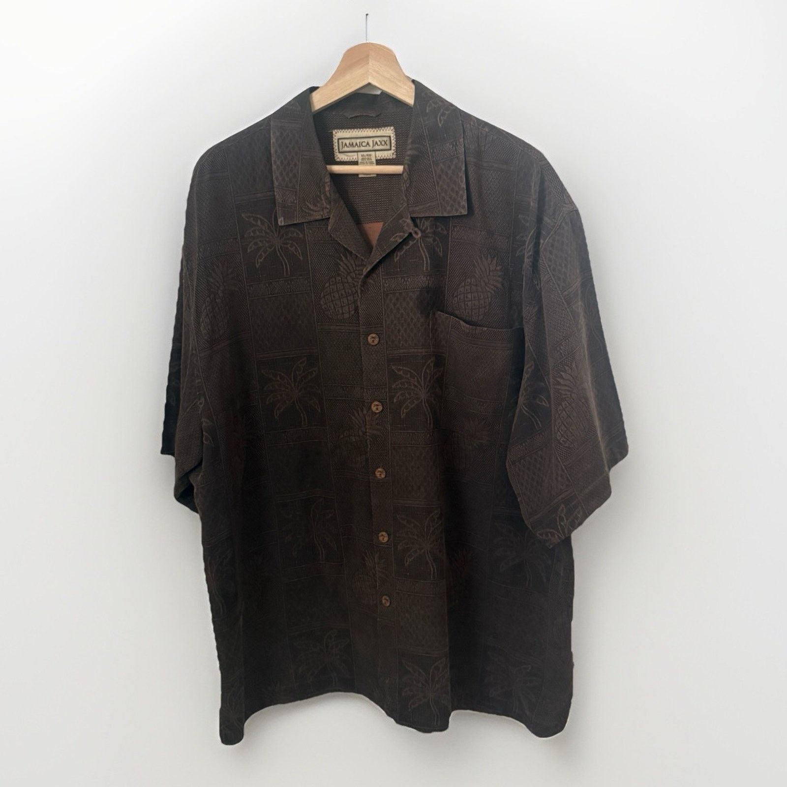 Other Jamaica Jaxx Silk Luxury Hawaiian Tropical Pineapple Shirt Size US XL / EU 56 / 4 - 1 Thumbnail