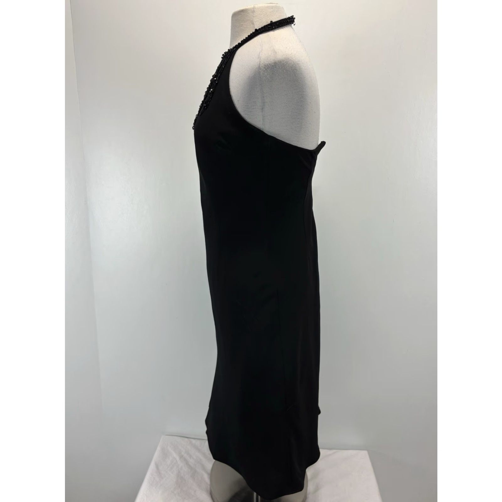 VINTAGE Evan Picone Beaded Neck Cocktail Dress Womens 6 Black Party 90s  Glamour Eveningwear Sheath
