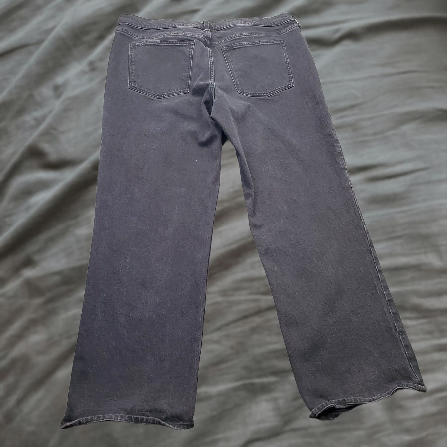 Abercrombie & Fitch Abercrombie & Fitch Jeans Mens Size 34/18 Black Denim Flat Front Low Rise Baggy Skinny? 5-Pocket Regular Straight Size US 34 / EU 50 - 1 Thumbnail