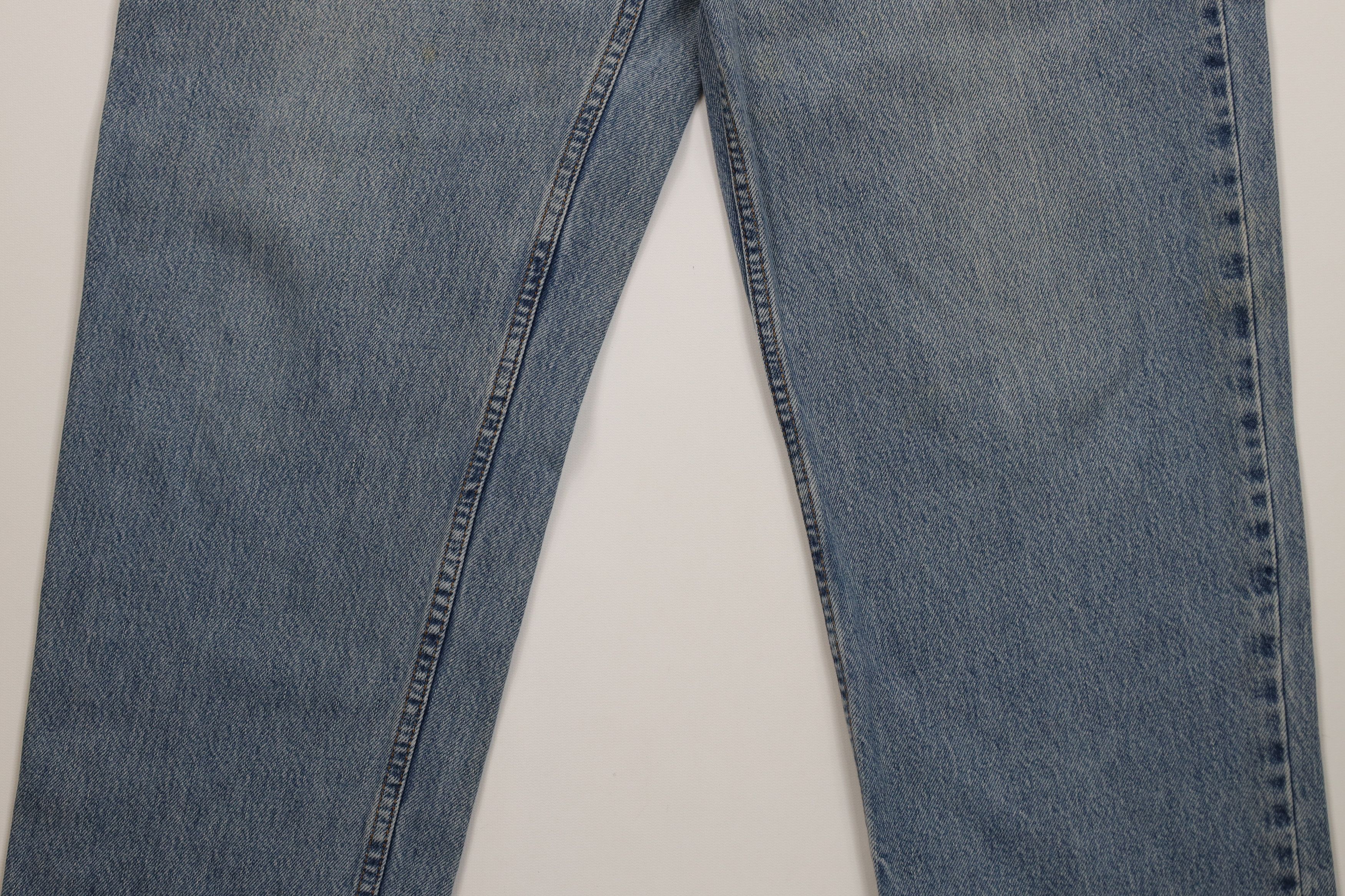 Levi's Vintage Y2K 2000 Levis 550 Relaxed Fit Denim Jeans Blue Size US 35 - 3 Thumbnail