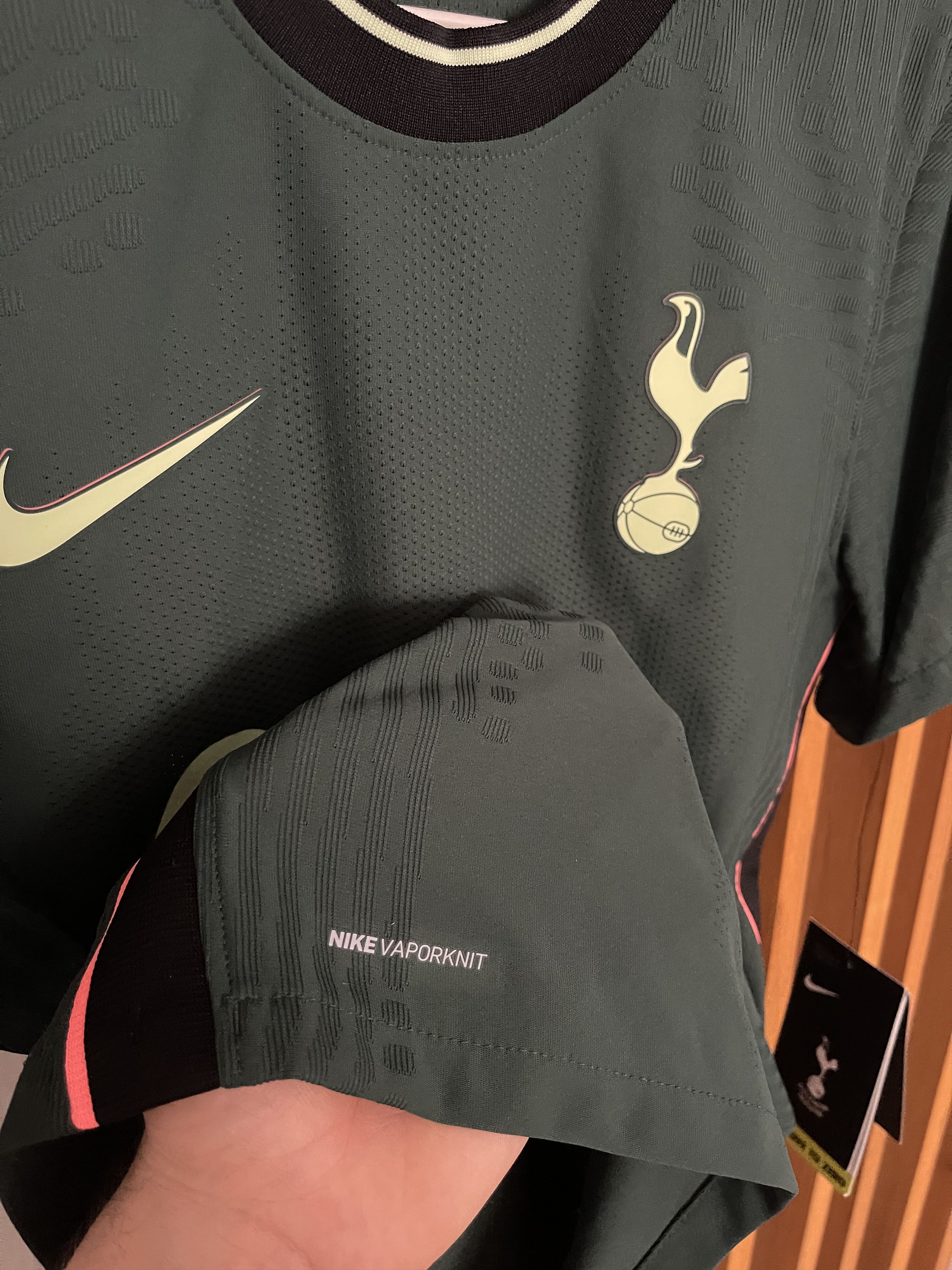 Nike Nike Tottenham Hotspur Authentic Vapor Match Jersey XS BNWT Size US XS / EU 42 / 0 - 5 Thumbnail