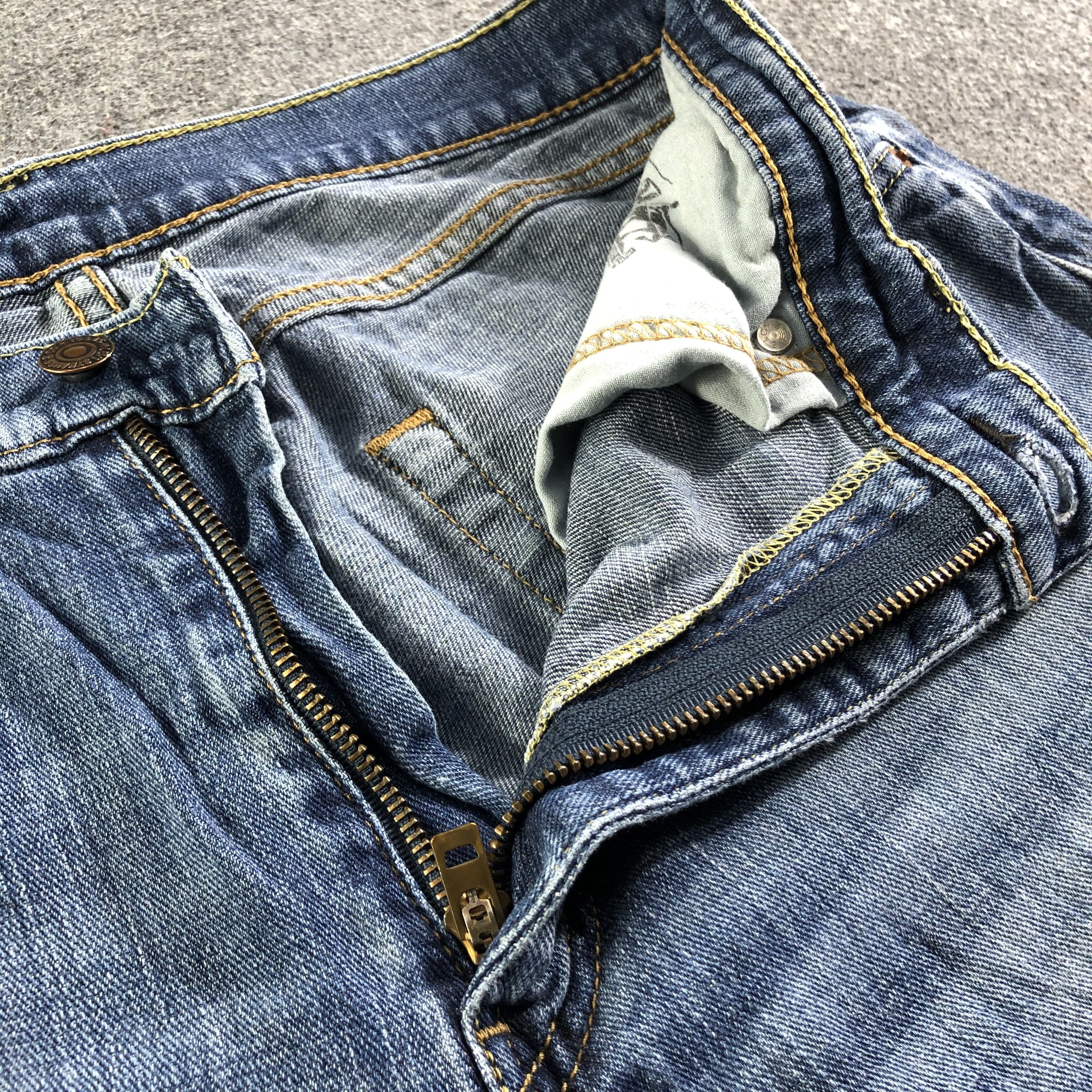Levi's Vintage Blue Wash Levis 505 Jeans-J3454 Size US 33 - 7 Thumbnail