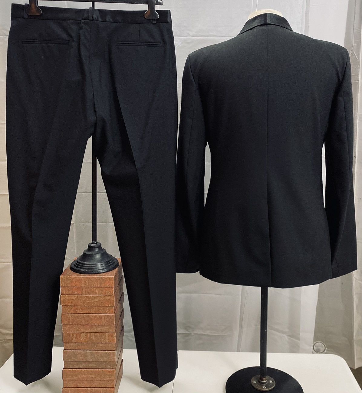 Maison Margiela Maison Margiela 🇮🇹 Black Wool Shawl Lapel 2-btn Tux 50R NWT Size 40R - 4 Thumbnail
