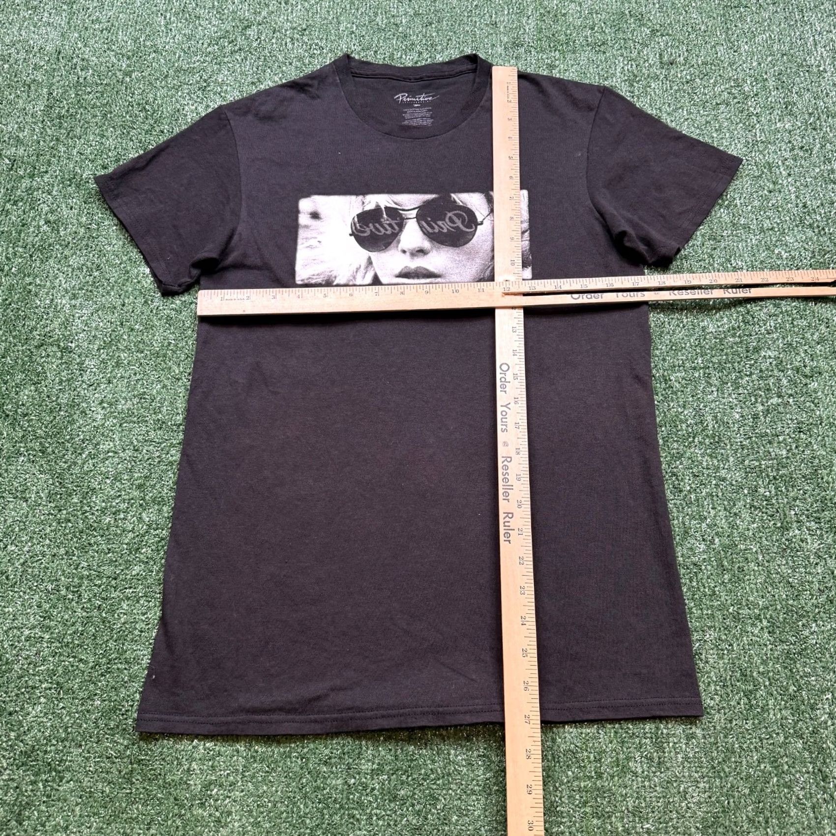 Primitive Primitive Graphic T Shirt Women's S Black Short Sleeve Streetwear Tee Size S / US 4 / IT 40 - 3 Thumbnail