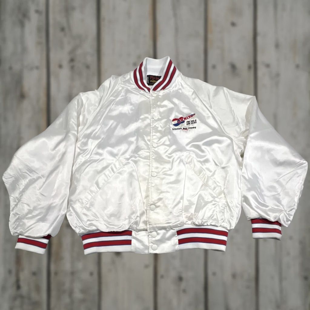 Vintage VINTAGE Knix FM 102.5 Satin Bomber Jacket White Large Arizona Country Music Mens Size US L / EU 52-54 / 3 - 1 Thumbnail