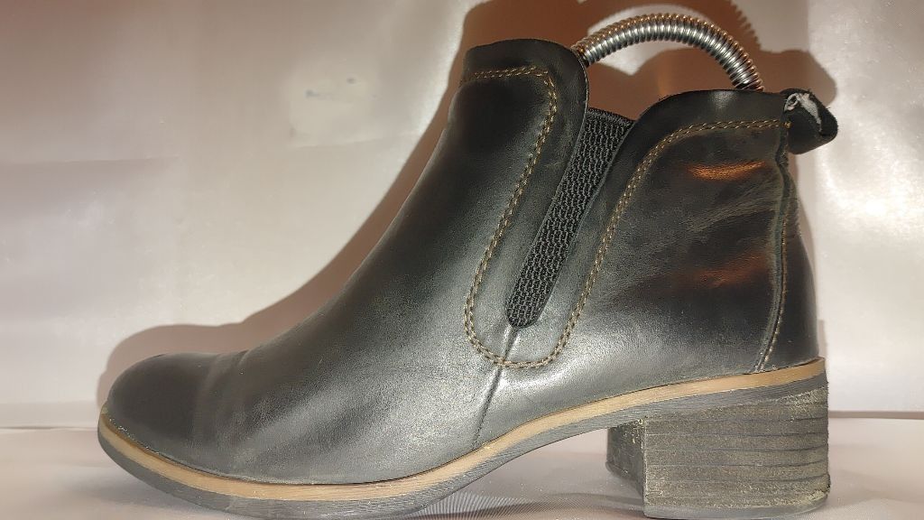 Kork-Ease Korks by Korks-Ease Tea Leather Ankle Booties Size 6M Size US 8 / IT 38 - 2 Thumbnail