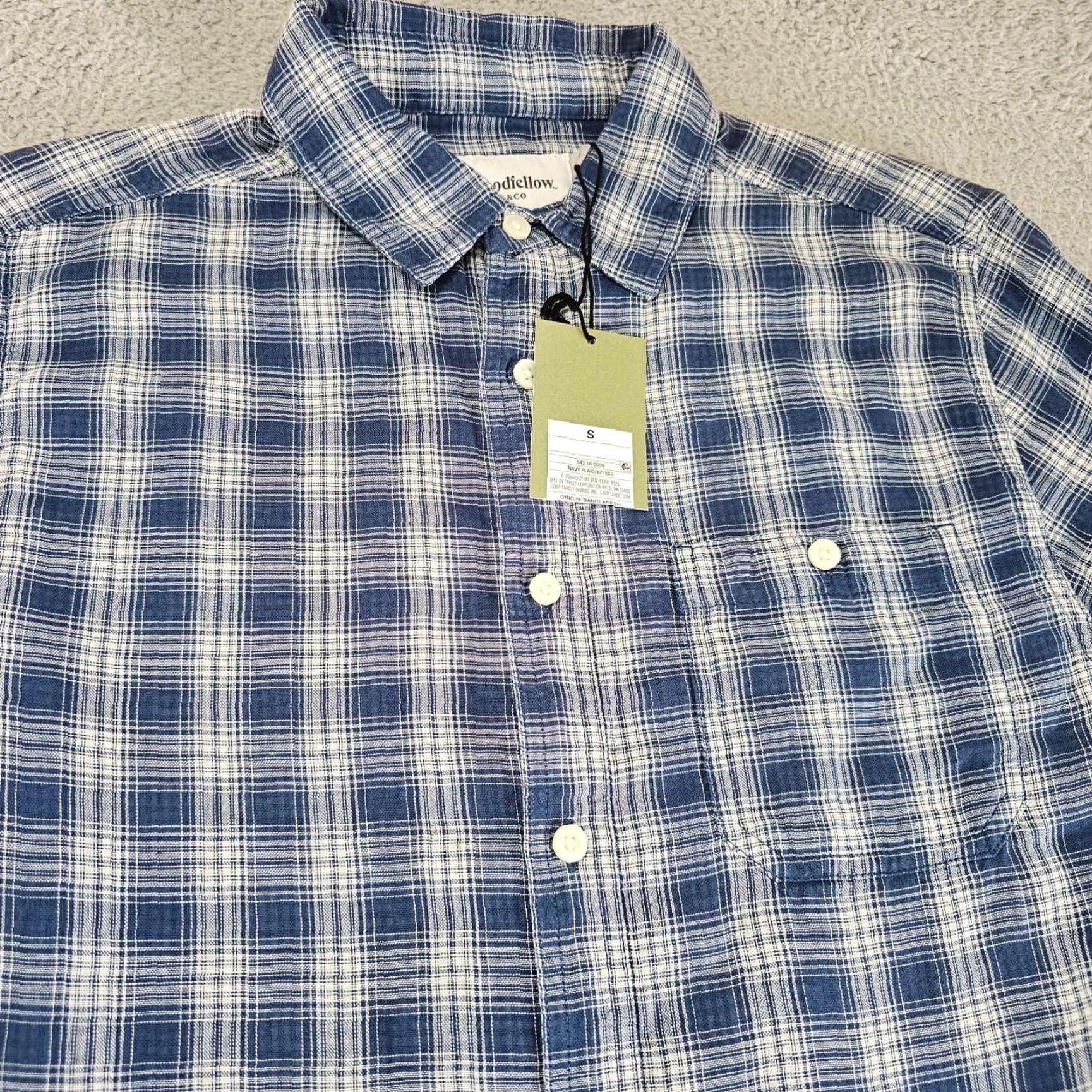 Vintage Goodfellow Shirt Womens Size Small Navy Plaid Flannel Long Sleeve Button Up Size S / US 4 / IT 40 - 2 Thumbnail