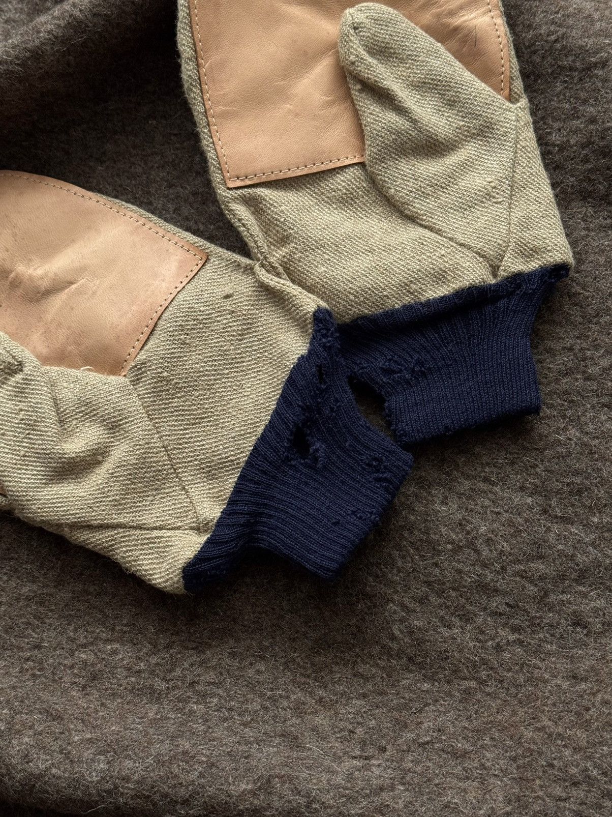 Vintage Vintage 1970s Soviet Union USSR Work 'Varejki' Gloves Size ONE SIZE - 5 Thumbnail