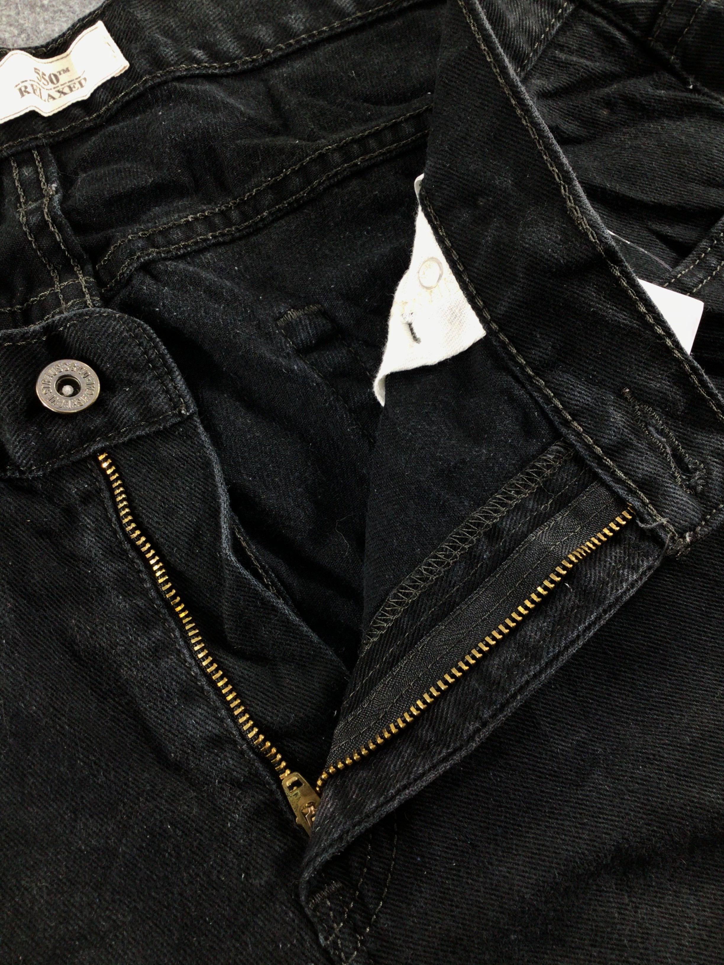 Levi's Vintage Levis 550 Jeans Levi's Black Denim -J479 Size US 37 - 8 Thumbnail