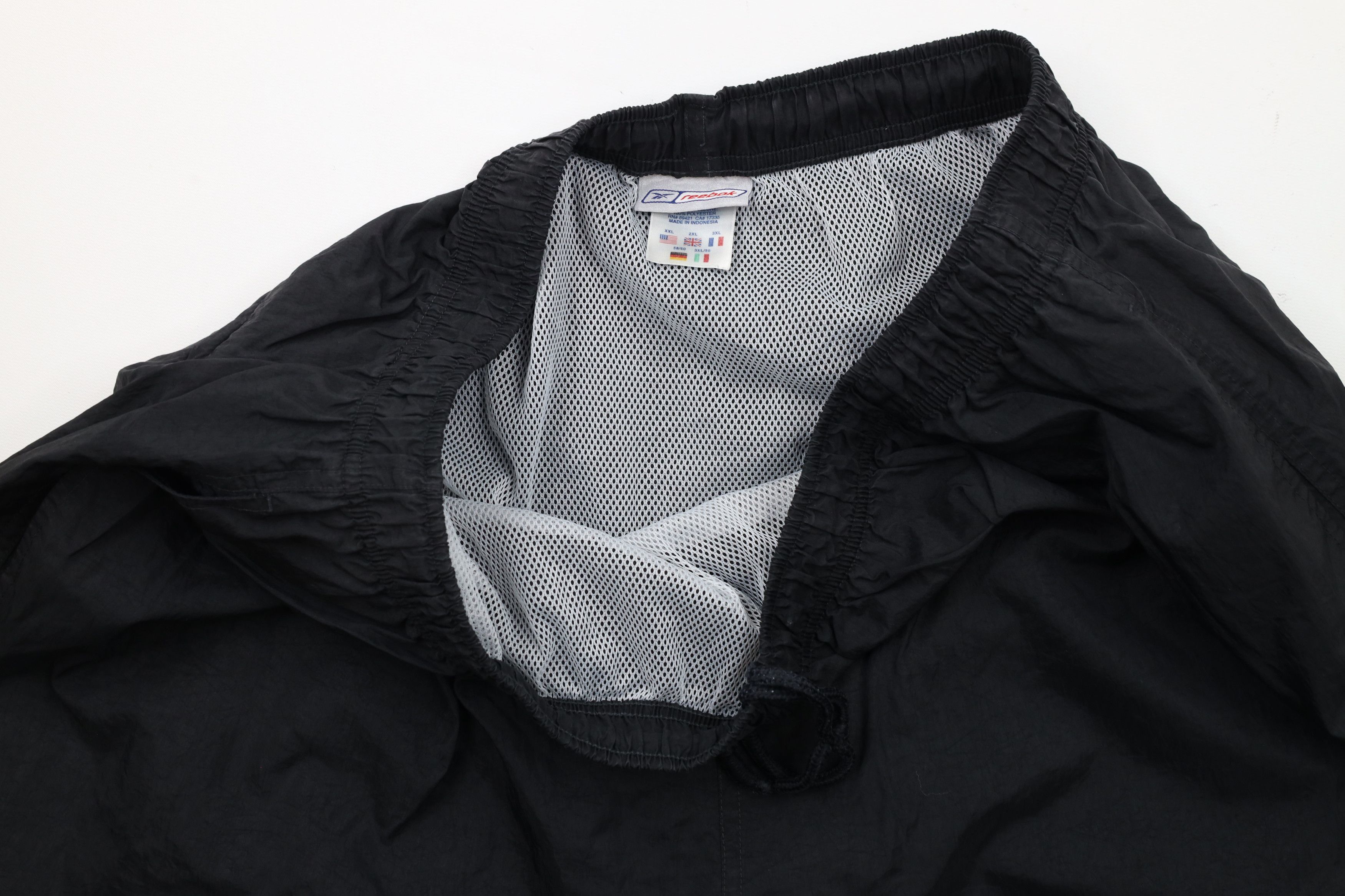 Reebok × Vintage Vintage 90s Reebok Out Lined Above Knee Shorts Baggies Black Size US 38 / EU 54 - 7 Thumbnail