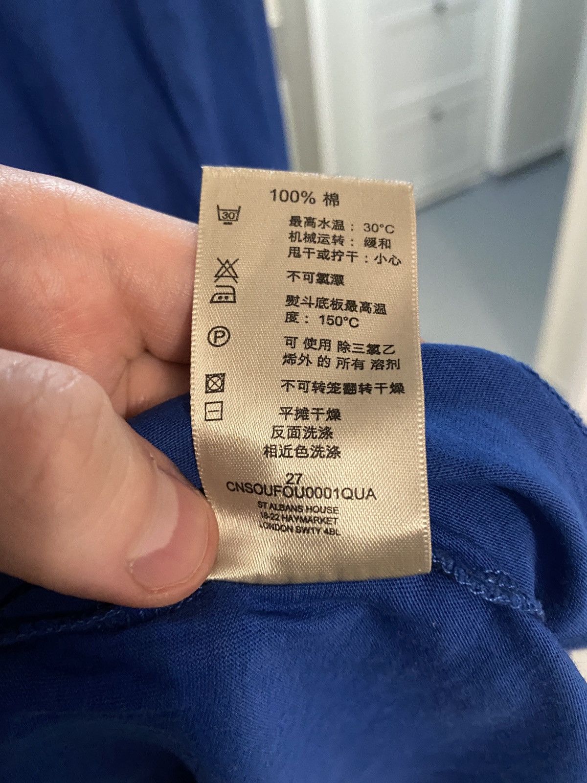 Burberry Burberry Luxury longsleeve big logo Size US XL / EU 56 / 4 - 4 Thumbnail