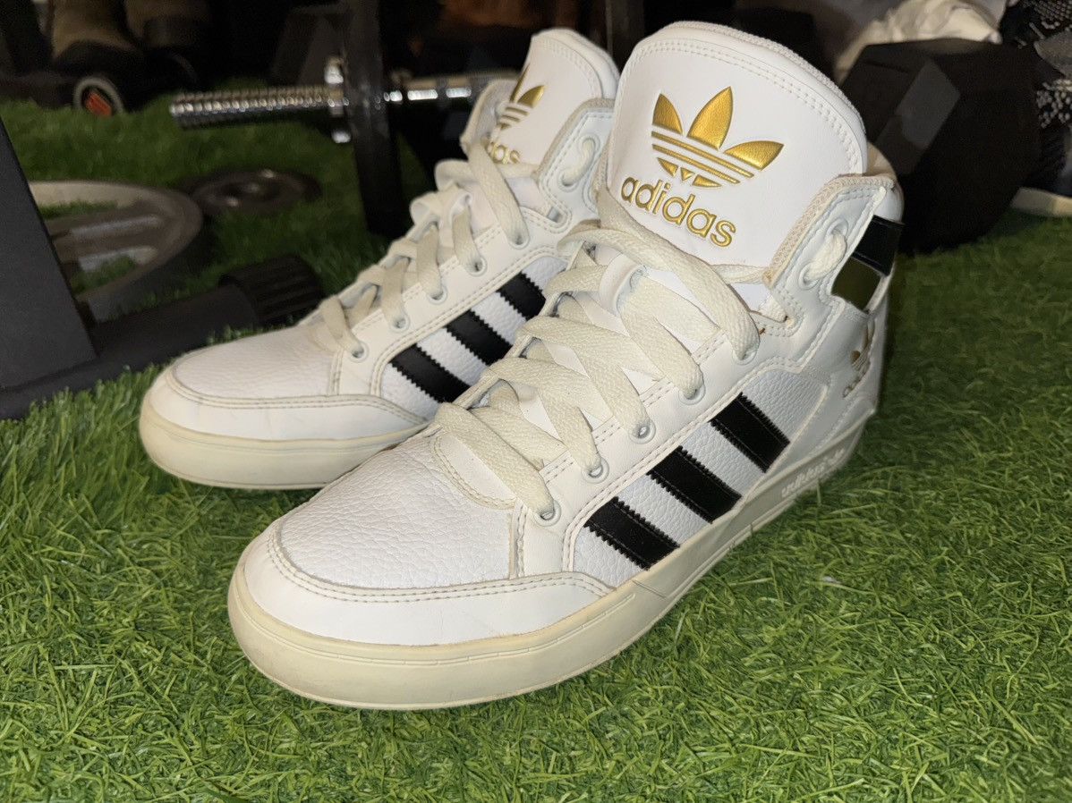 Adidas Adidas Hard Court High White Black Gold Sneakers Size US 9 / EU 42 - 8 Thumbnail