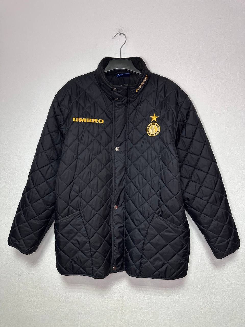 Umbro Umbro FC Inter Milan Soccer Quilted Jacket Black L Vintage Size US L / EU 52-54 / 3 - 2 Thumbnail