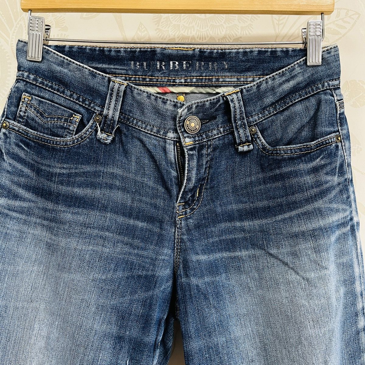 Burberry Vintage Burberry Italy Denim Jeans Size 34" / US 12 / IT 48 - 23 Thumbnail